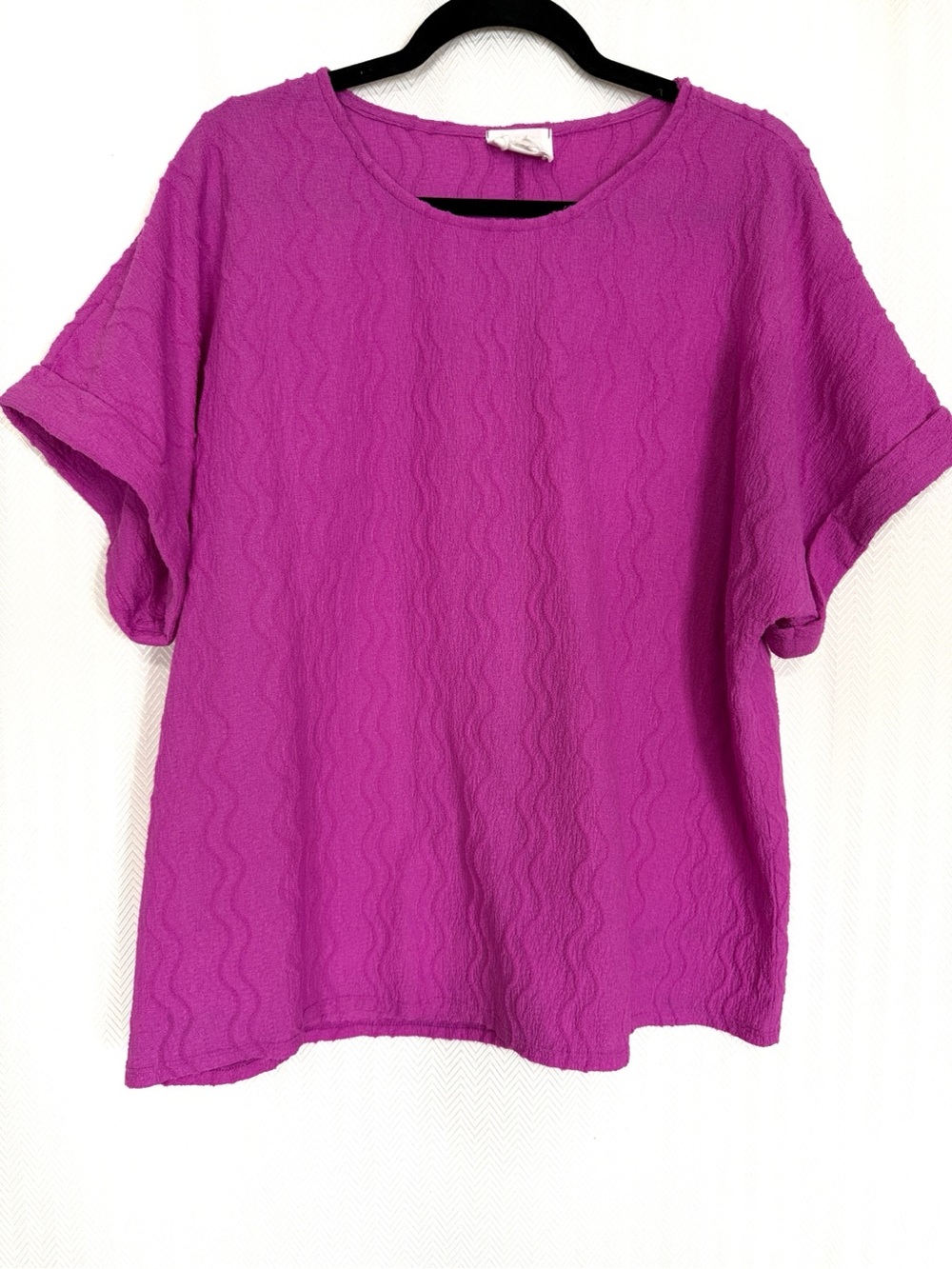 Andrée by Unit Textured Short Sleeve Women's Top Size Large